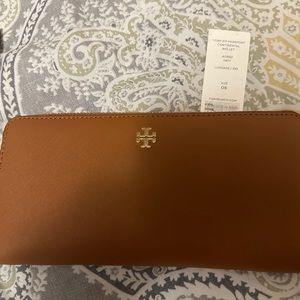 Tory Burch York Zip Passport Continental Wallet